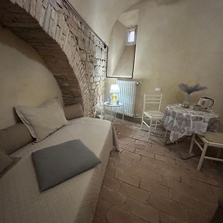 Il Giardino Segreto B&B Volterra Esterno foto